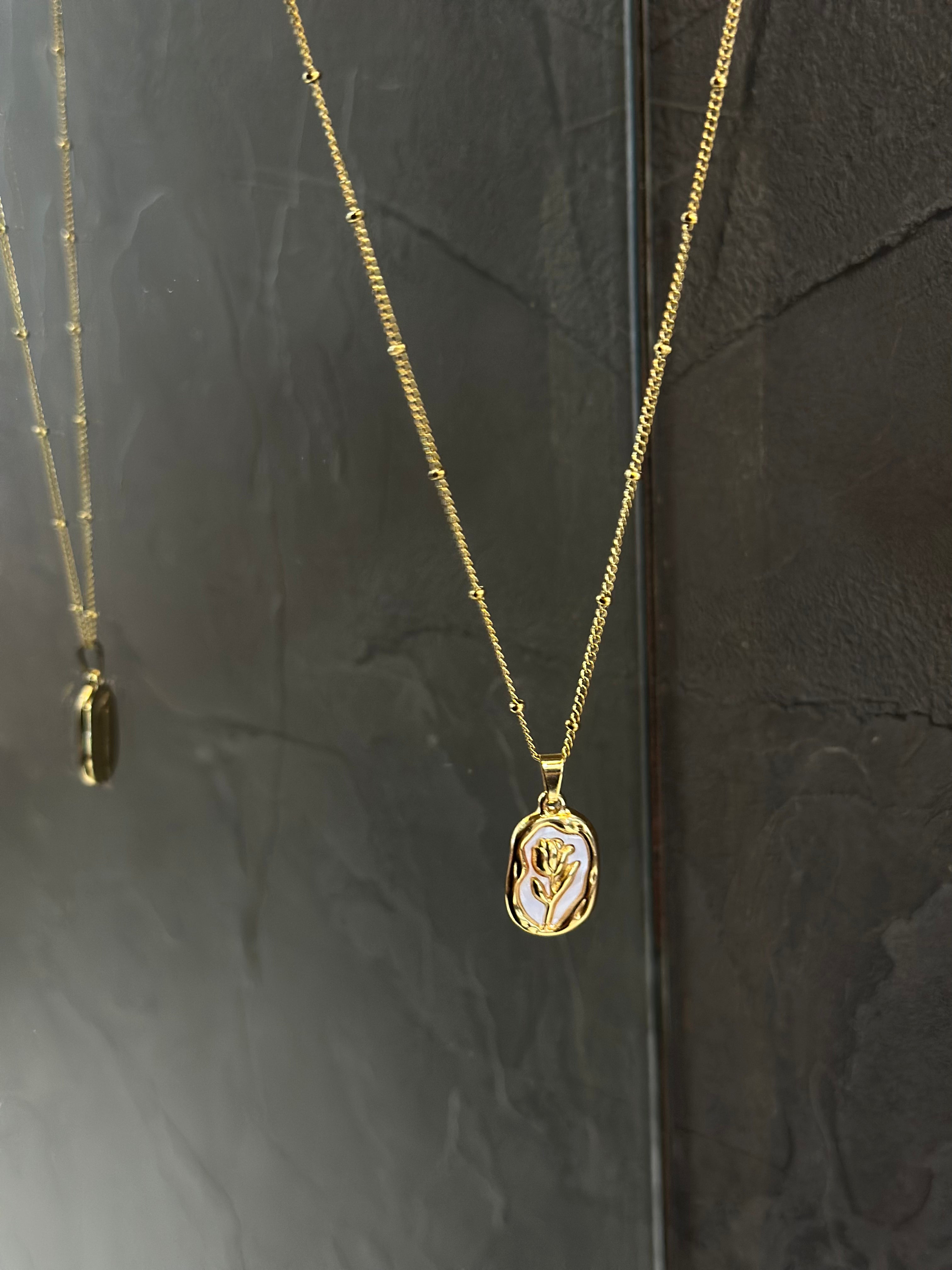 Gold rose necklace