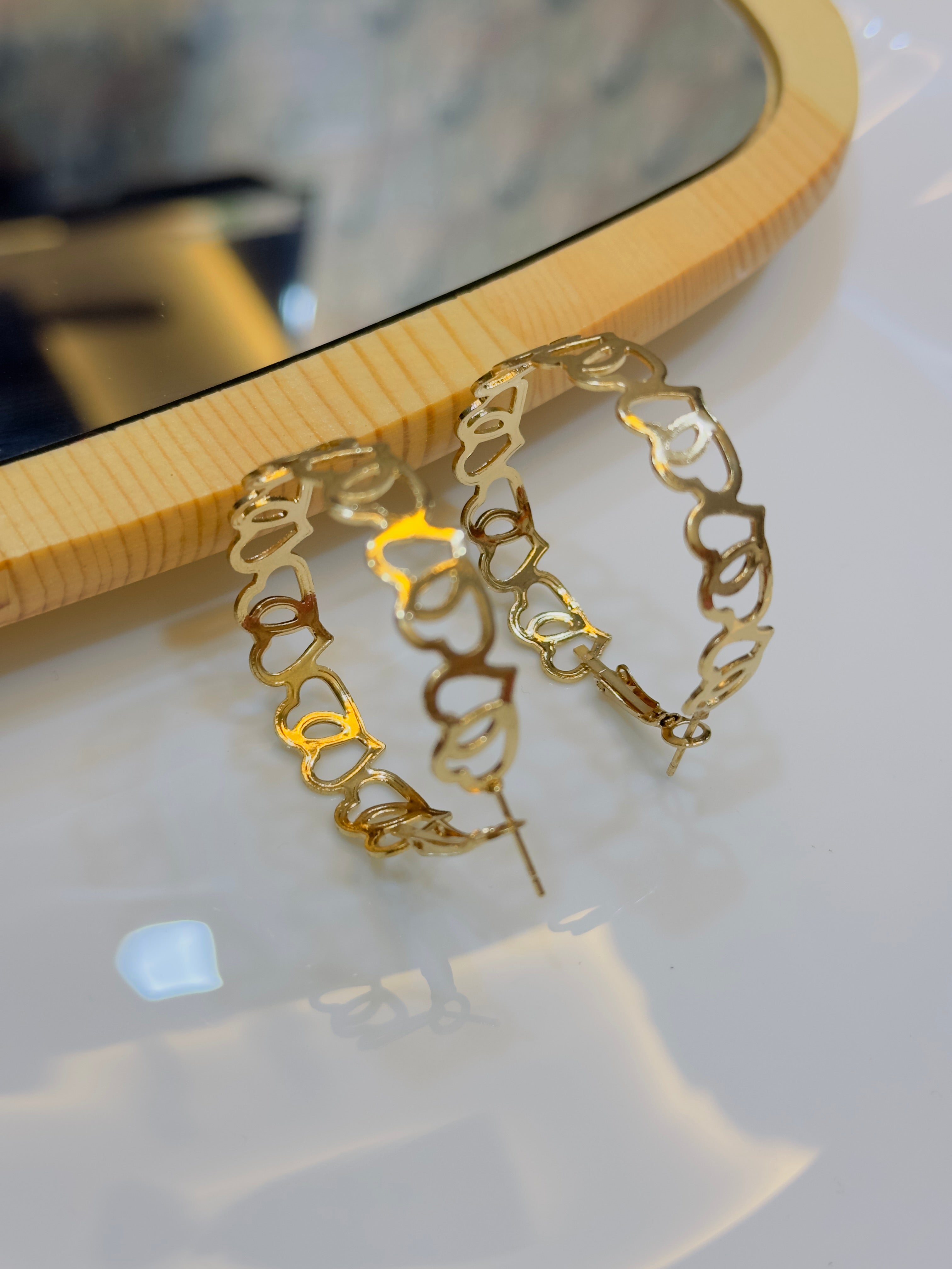 Hoops