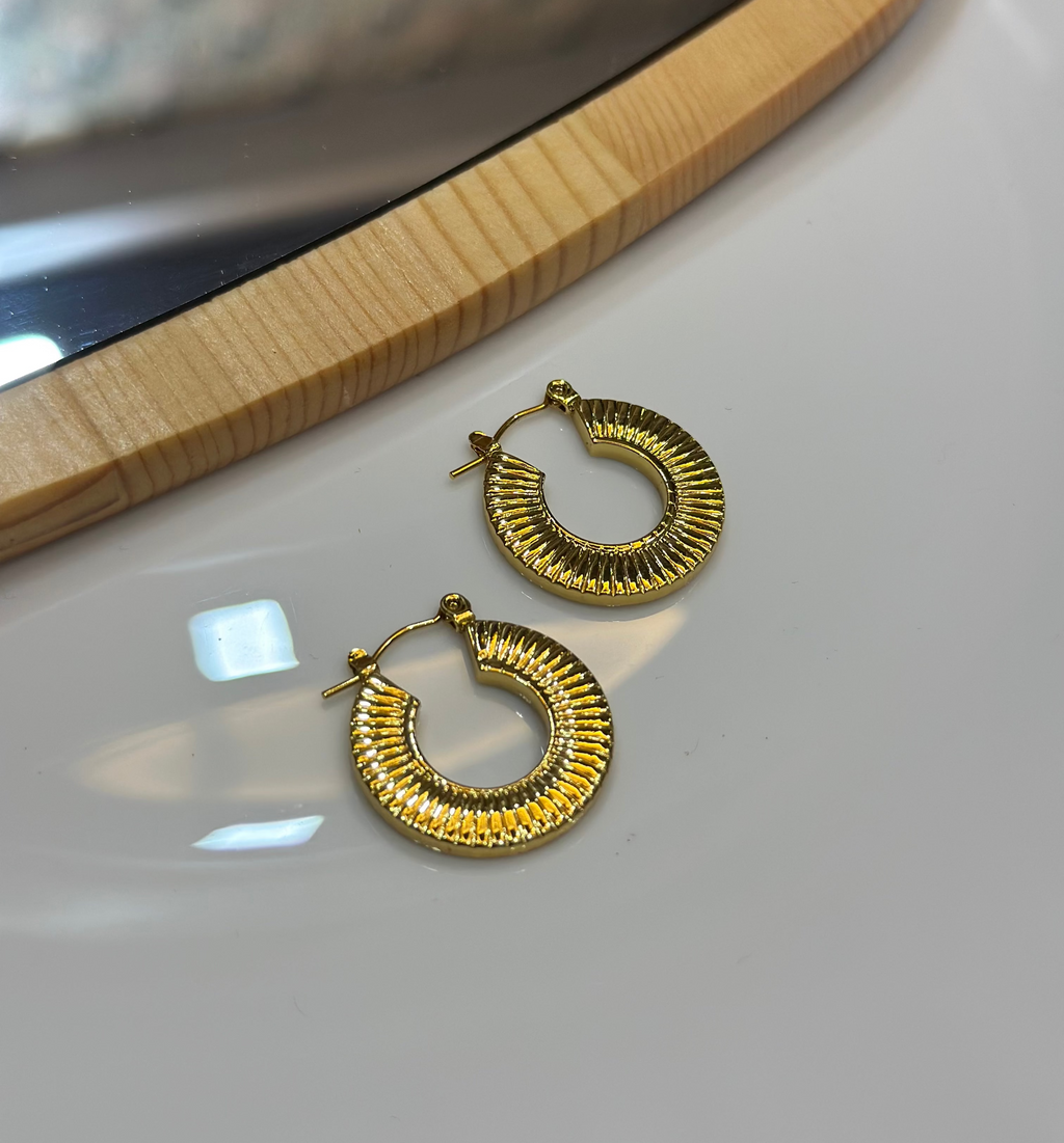 Snake hoops