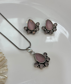 Lotus pendant set