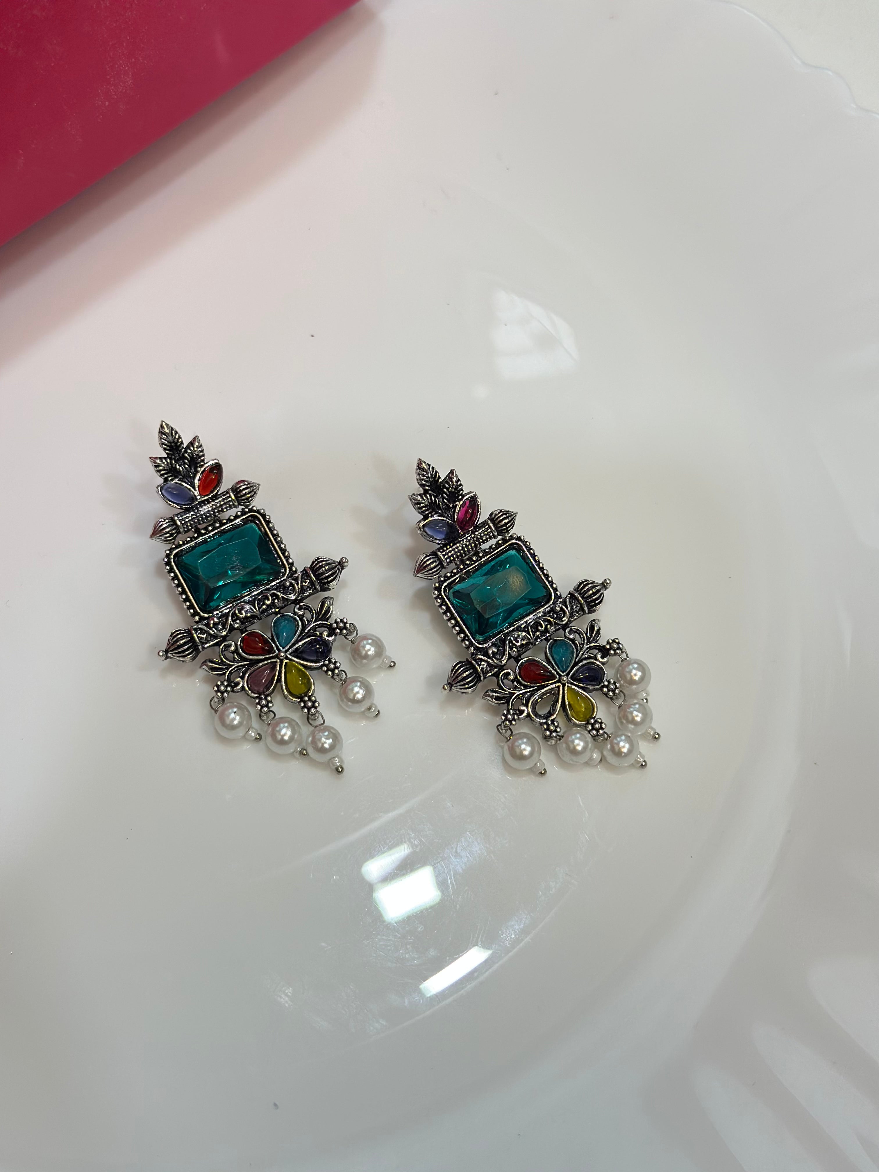 Multicolor earring