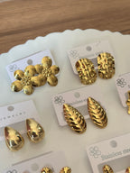 Earrings ( pair)