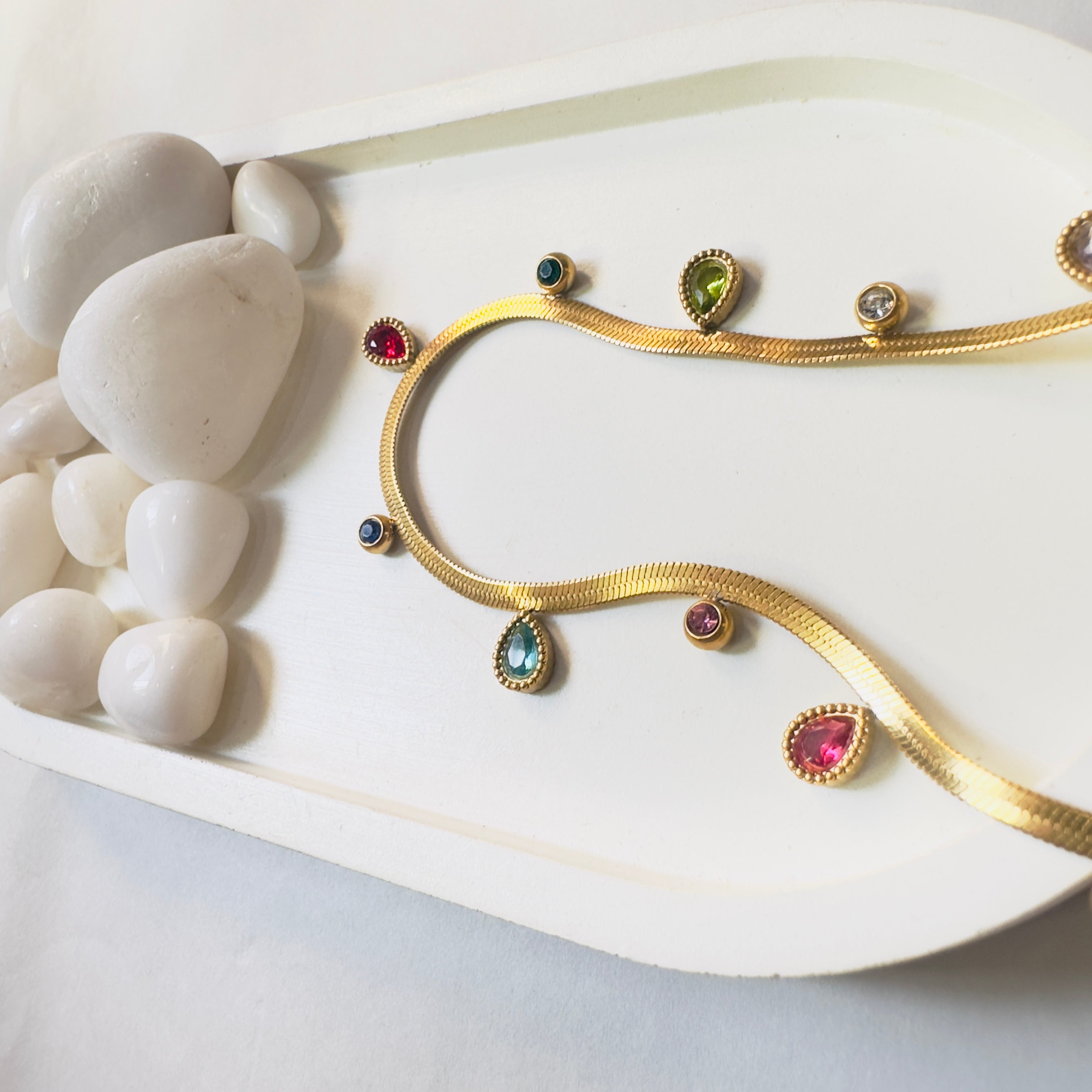 Studed snake chain