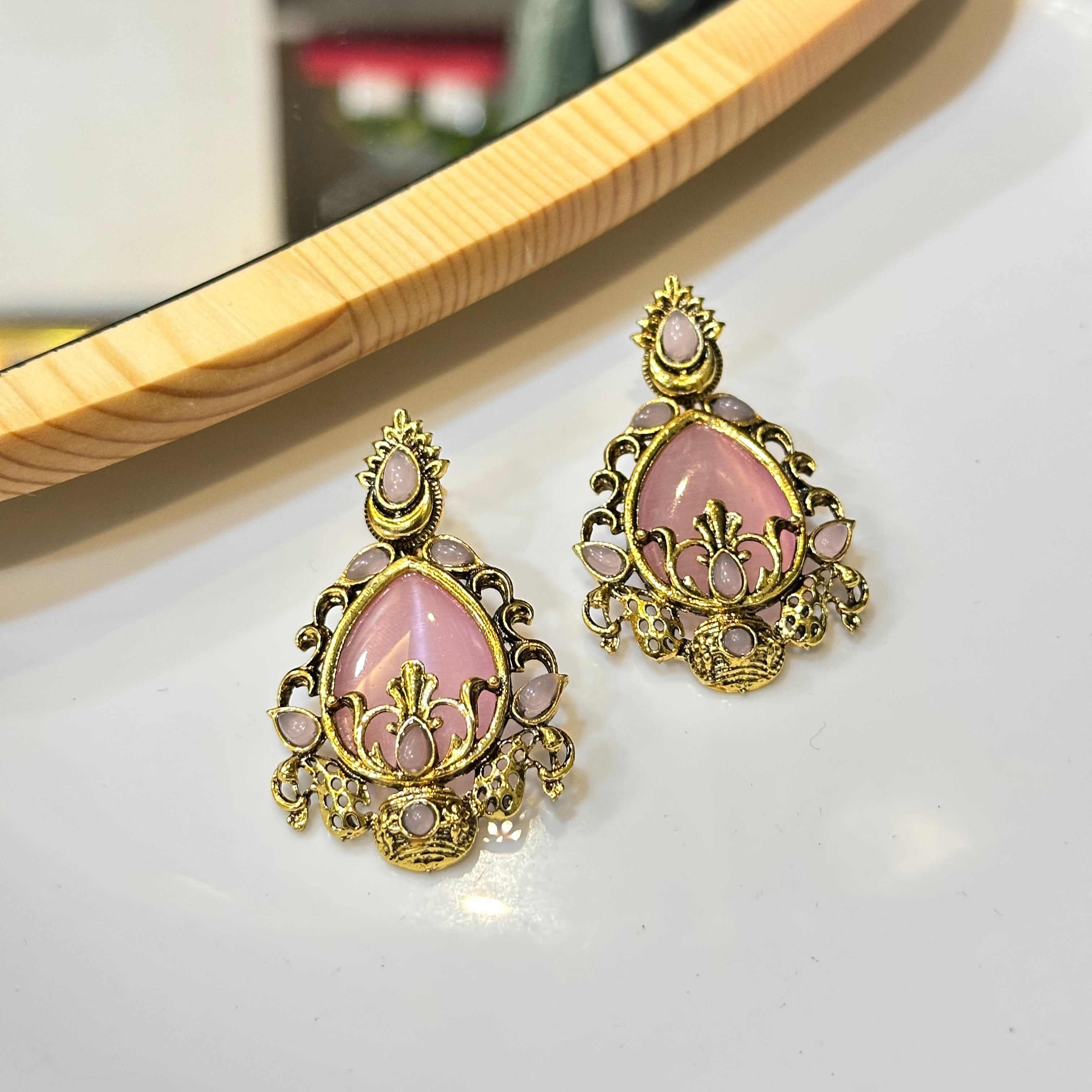 Pink Vintage stud earrings