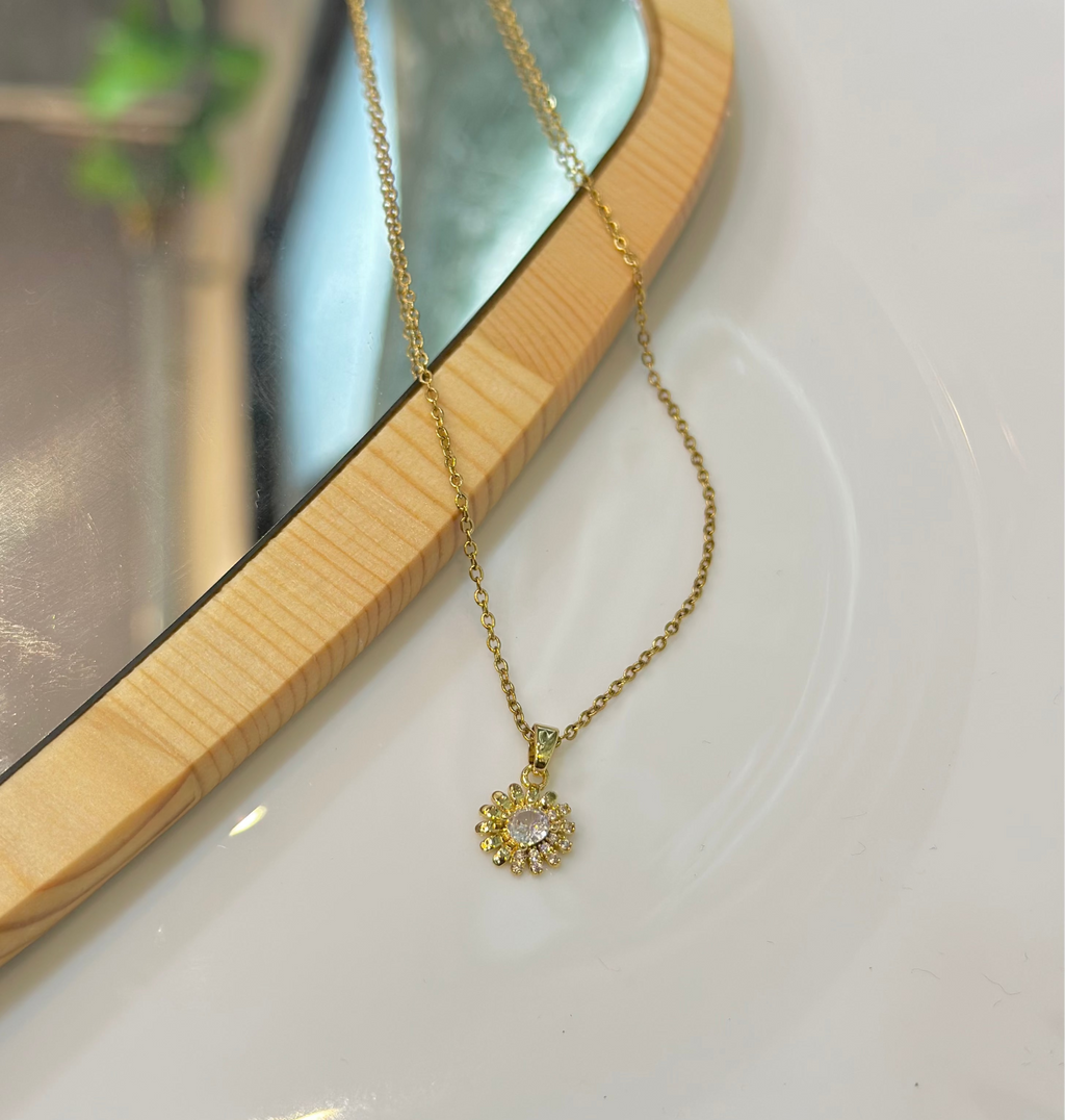 Floral necklace