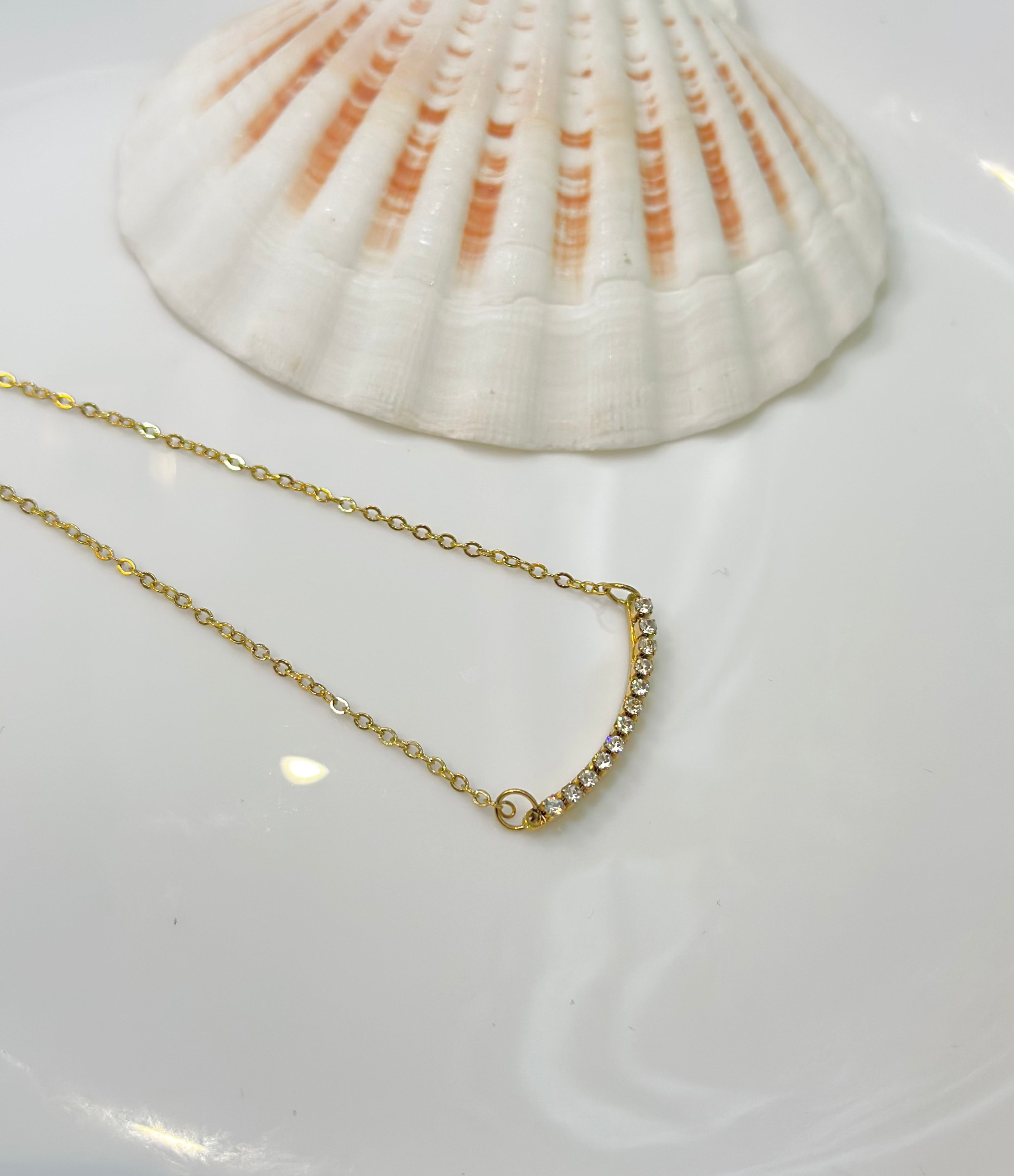 Minimal necklace