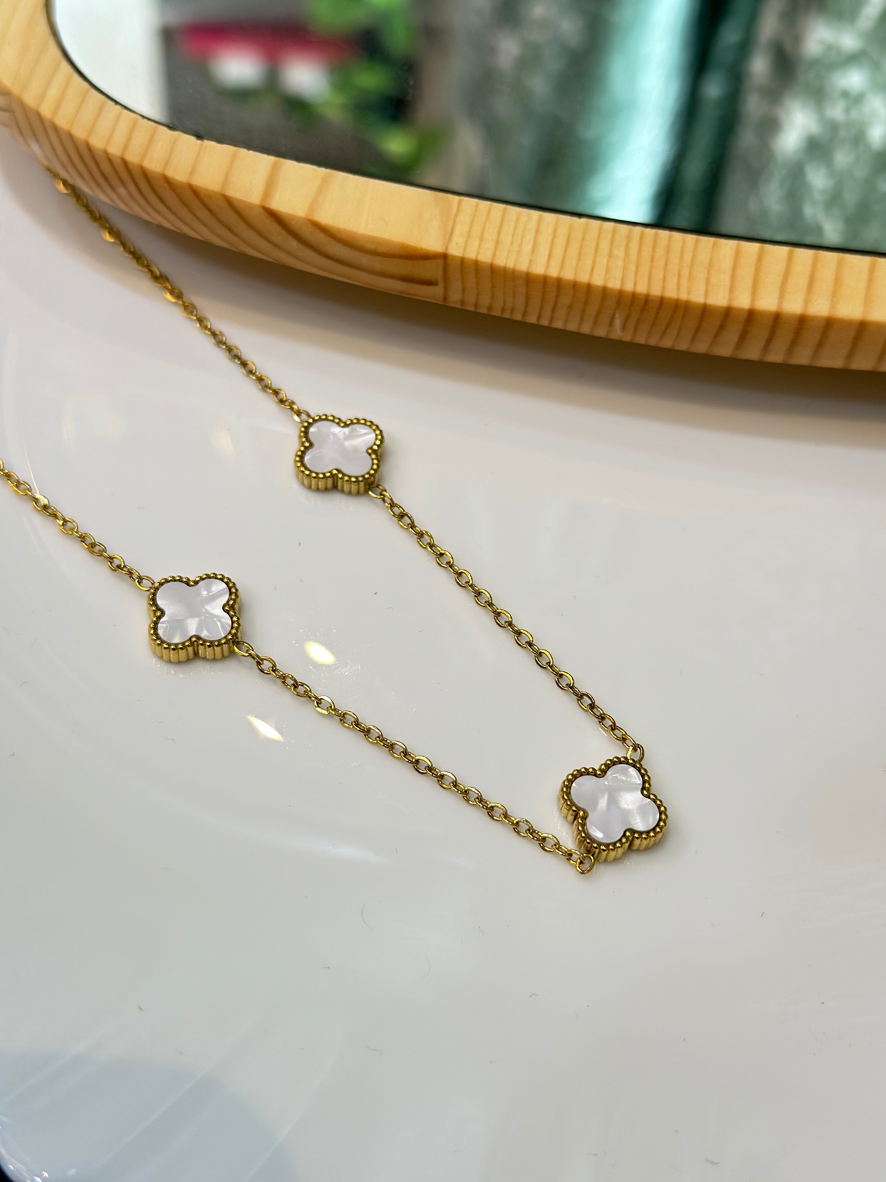 Clover necklace